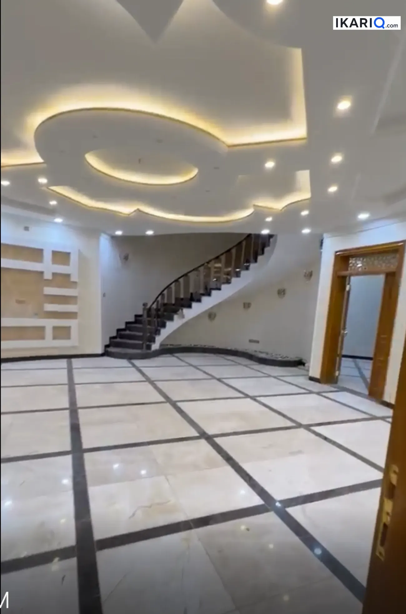 دار للبيع في البصرة - 439 م² / 1,800,000,000 IQD — صورة 2