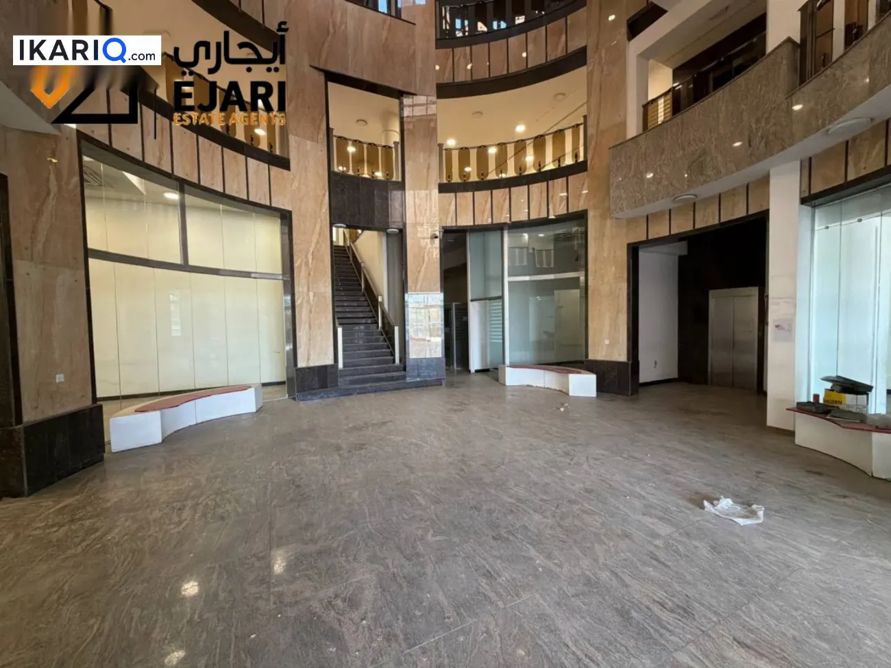 طابق من عمارة للإيجار في المنصور - 600 م² / 400,000 IQD