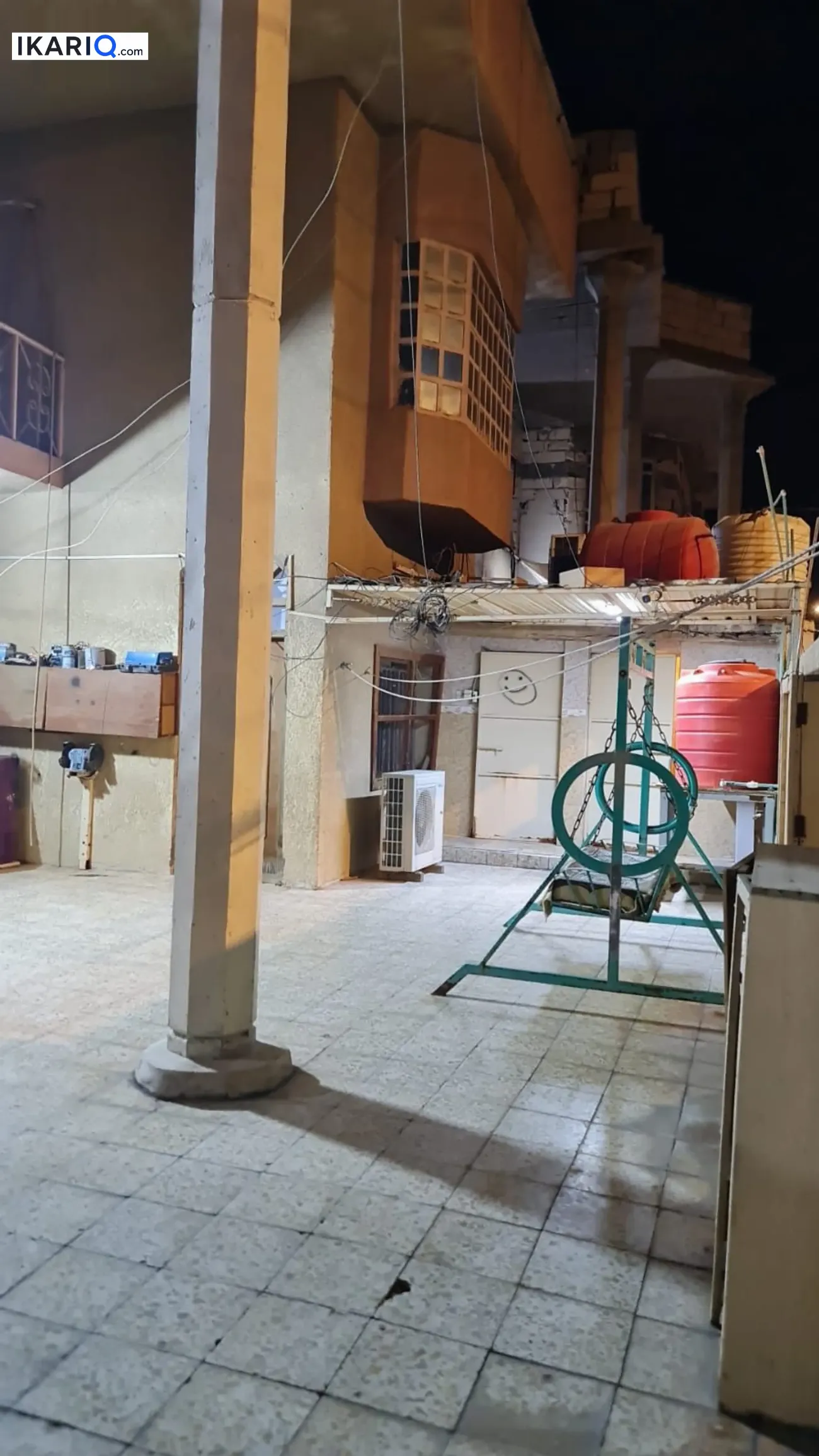 دار للبيع في المهندسين - 308 م² / 390,000,000 IQD — صورة 2