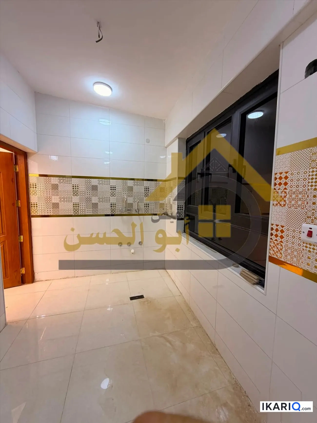 طابق من عمارة للإيجار في الجزائر - 250 م² / 1,500,000 IQD — صورة 4