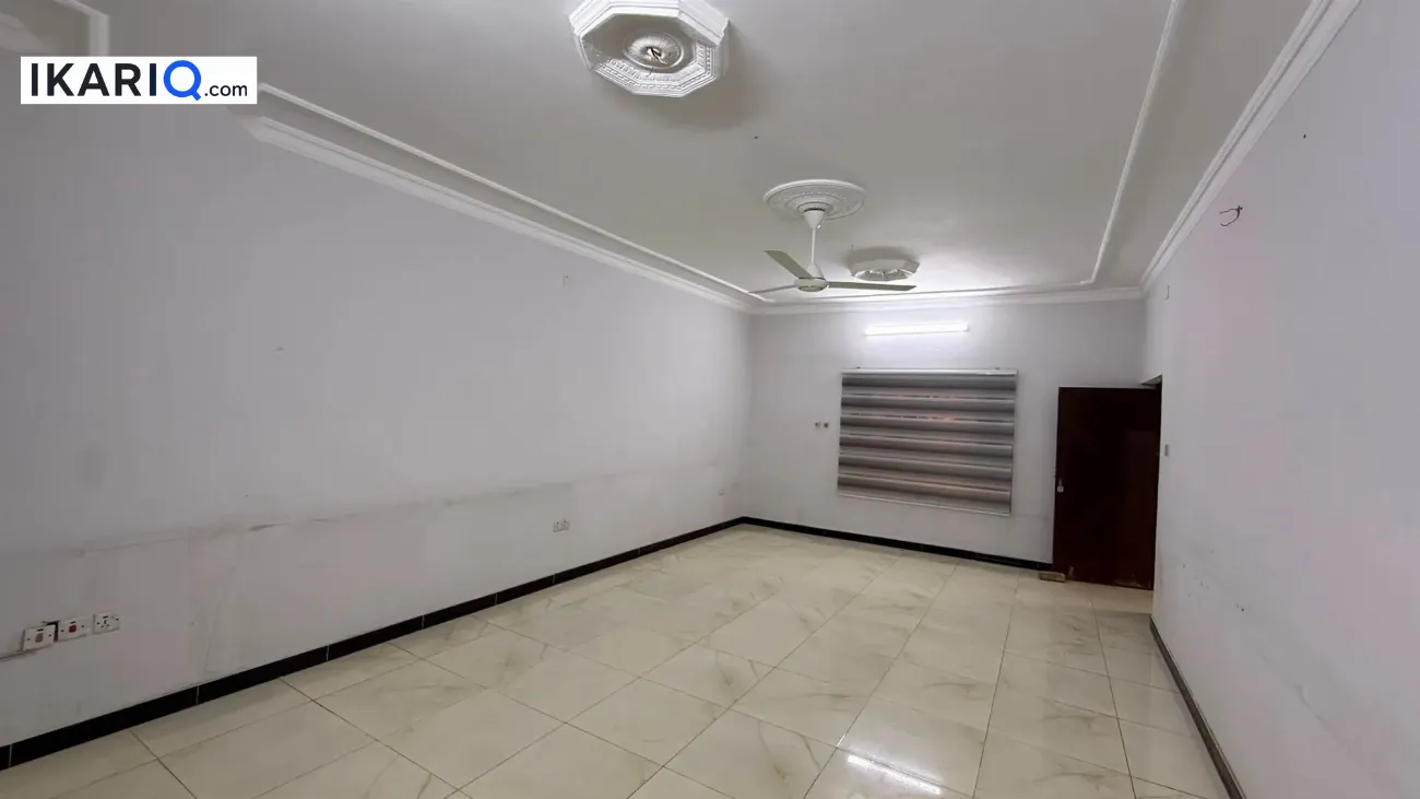 فيلا للإيجار في صنعاء - 400 م² / 4,500,000 IQD — صورة 2