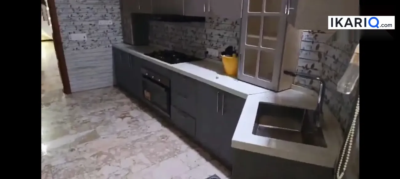 دار للبيع في الكرادة - 131 م² / 398,750,000 IQD — صورة 17