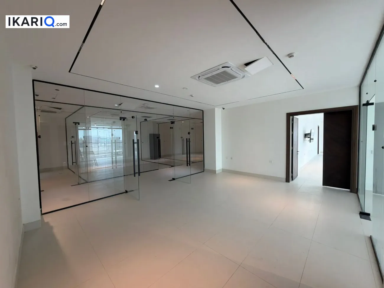طابق من عمارة للإيجار في المنصور - 500 م² / 10,875,000 IQD — صورة 19