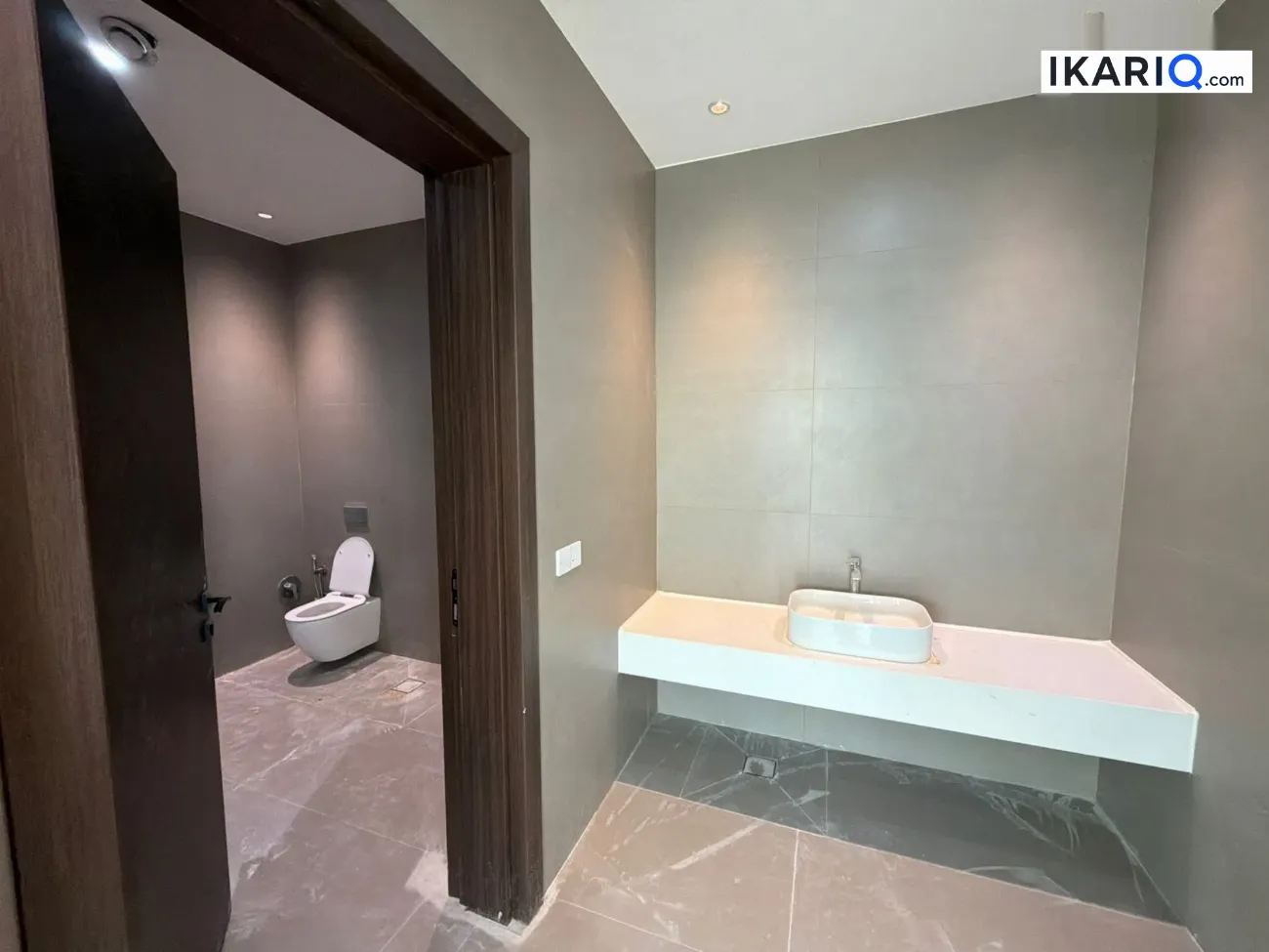 طابق من عمارة للإيجار في المنصور - 500 م² / 10,875,000 IQD — صورة 16