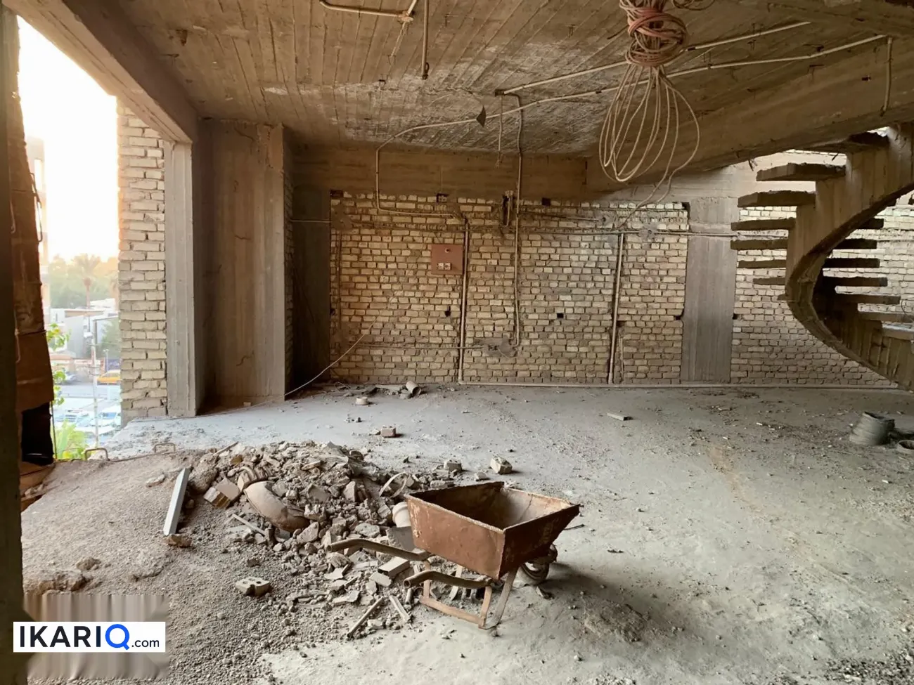 عمارة للبيع في الكرادة - 1900 م² / 1,980,000,000 IQD — صورة 16