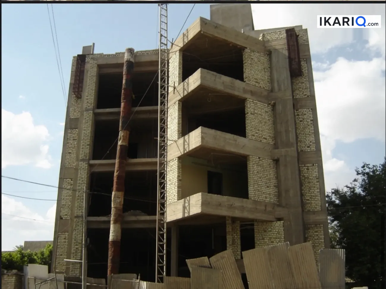 عمارة للبيع في الكرادة - 1900 م² / 1,980,000,000 IQD