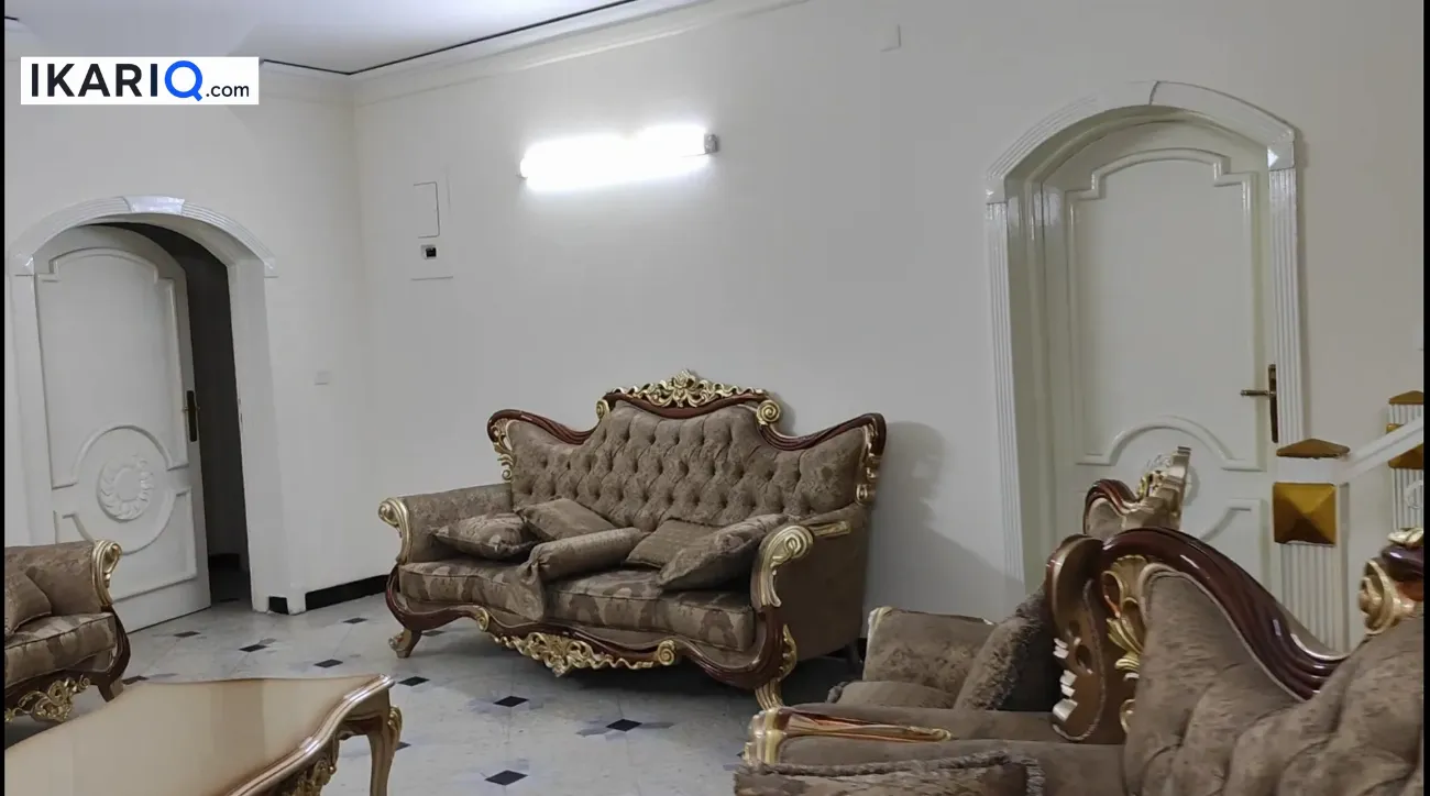 فيلا للبيع في الكرادة - 450 م² / 5,292,500 IQD — صورة 16