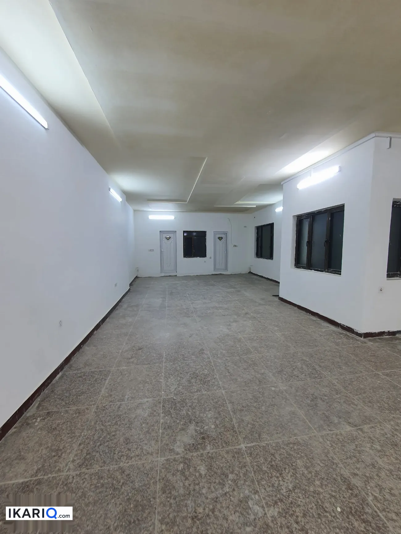 تجاري للإيجار في المنصور - 250 م² / 1,500 IQD — صورة 2