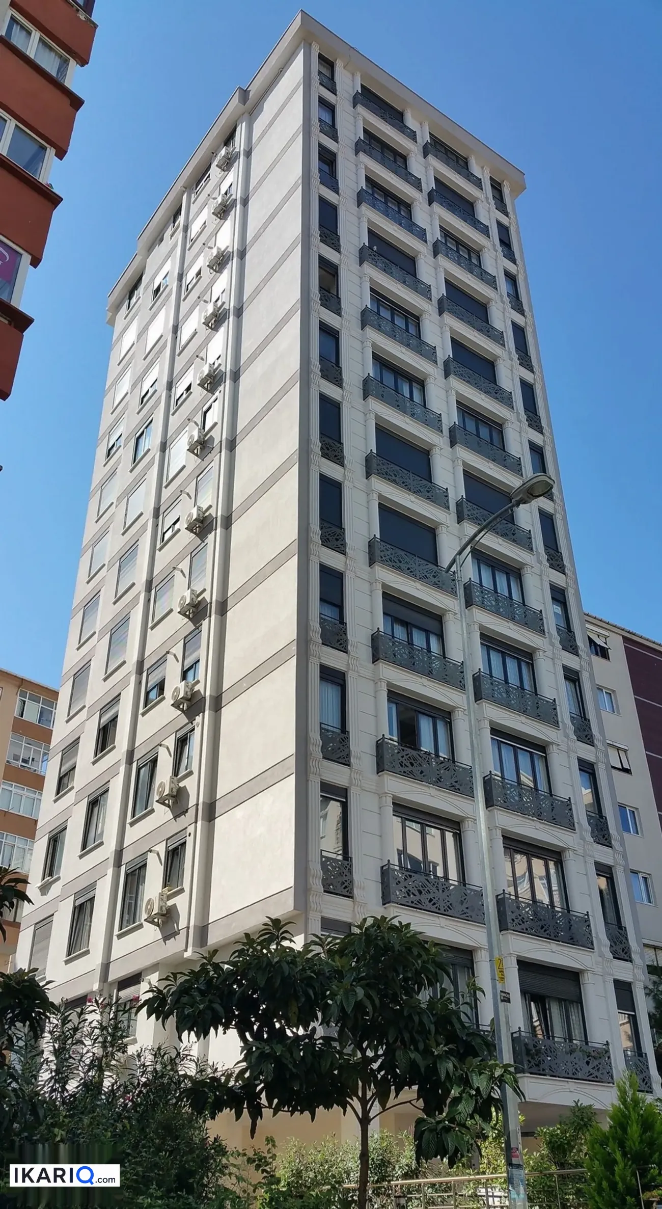 عمارة للبيع في العشار - 600 م² / 5,075,000 IQD