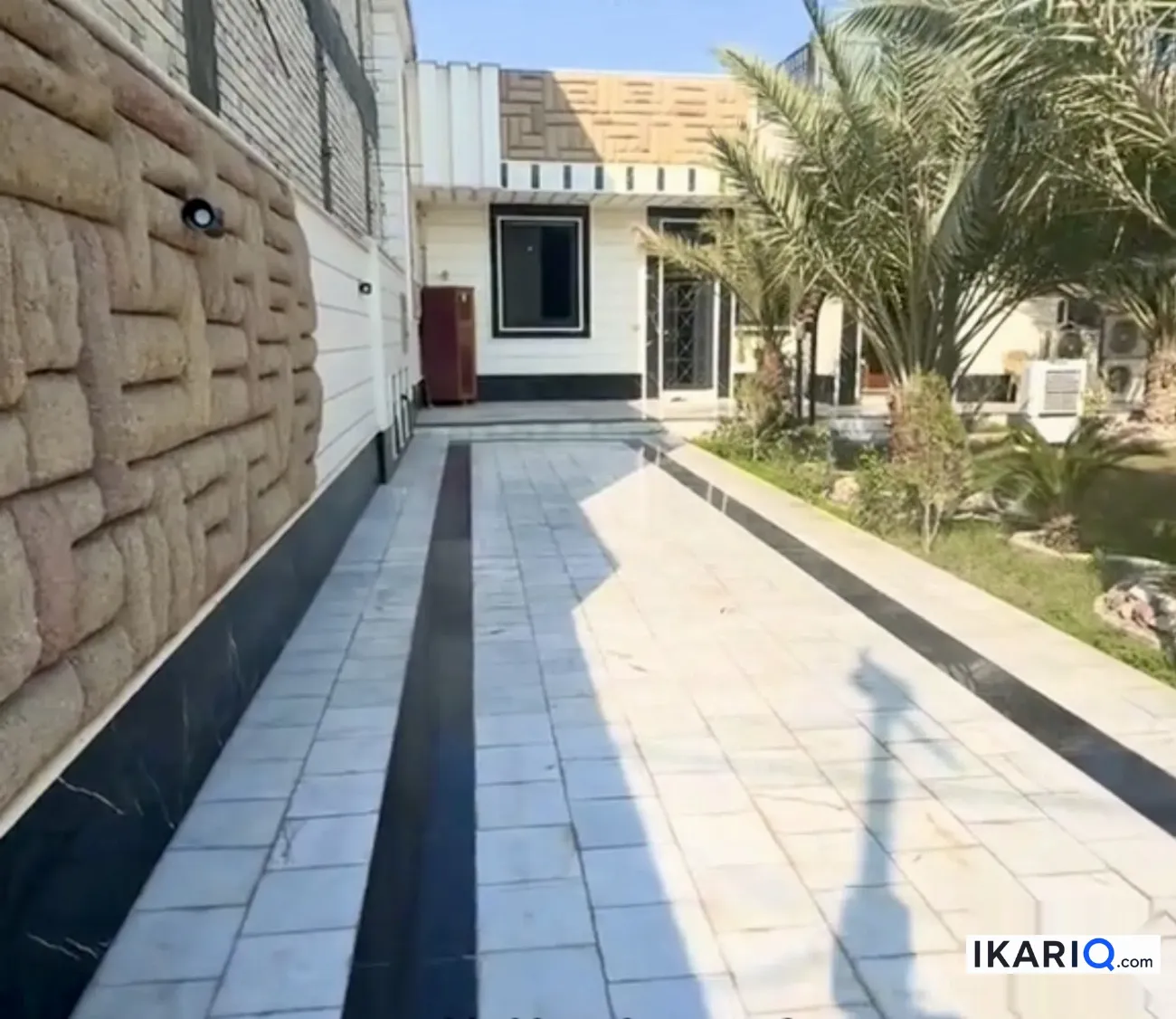 دار للبيع في كربلاء - 300 م² / 650,000,000 IQD