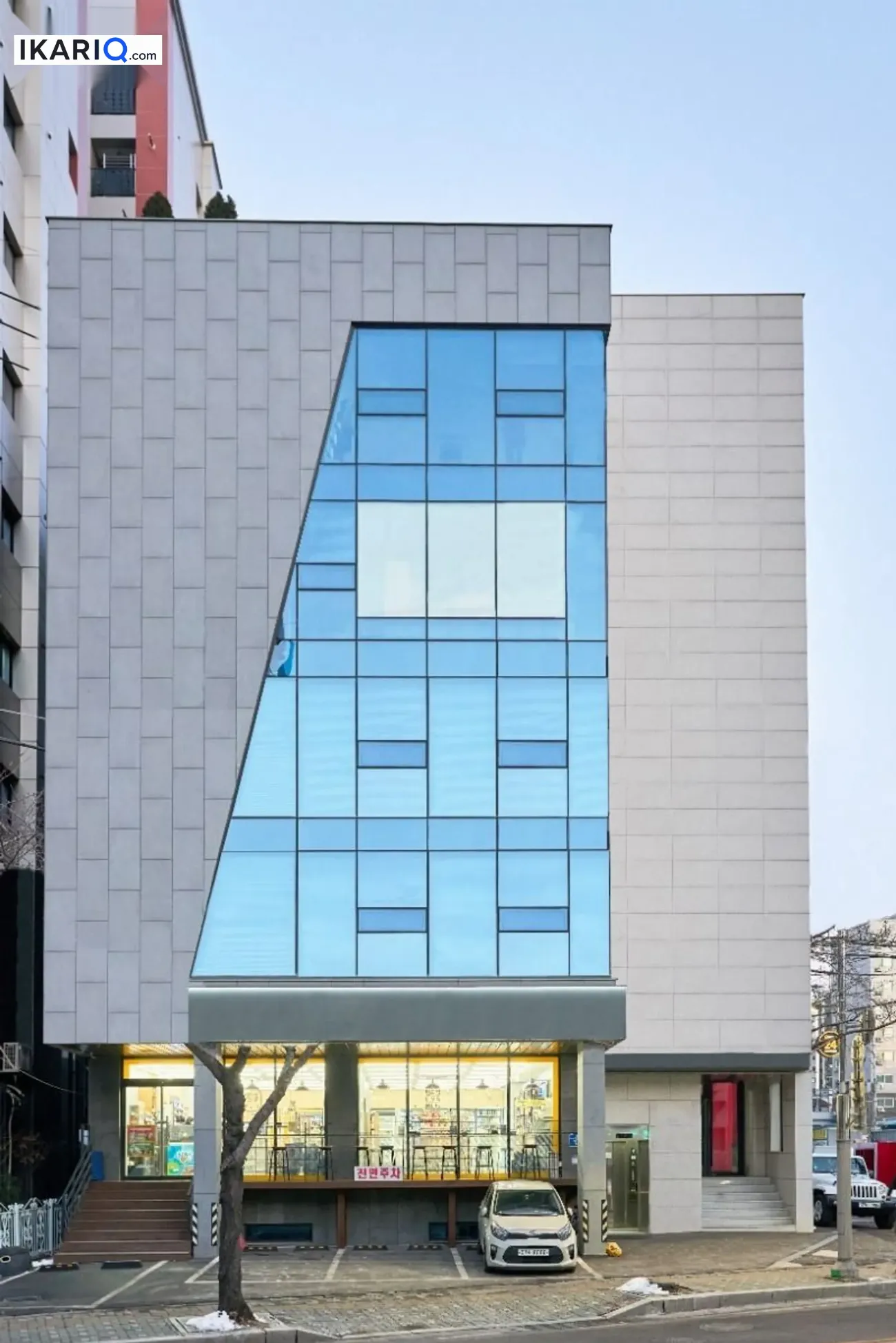 عمارة للبيع في البصرة - 156 م² / 550,000,000 IQD