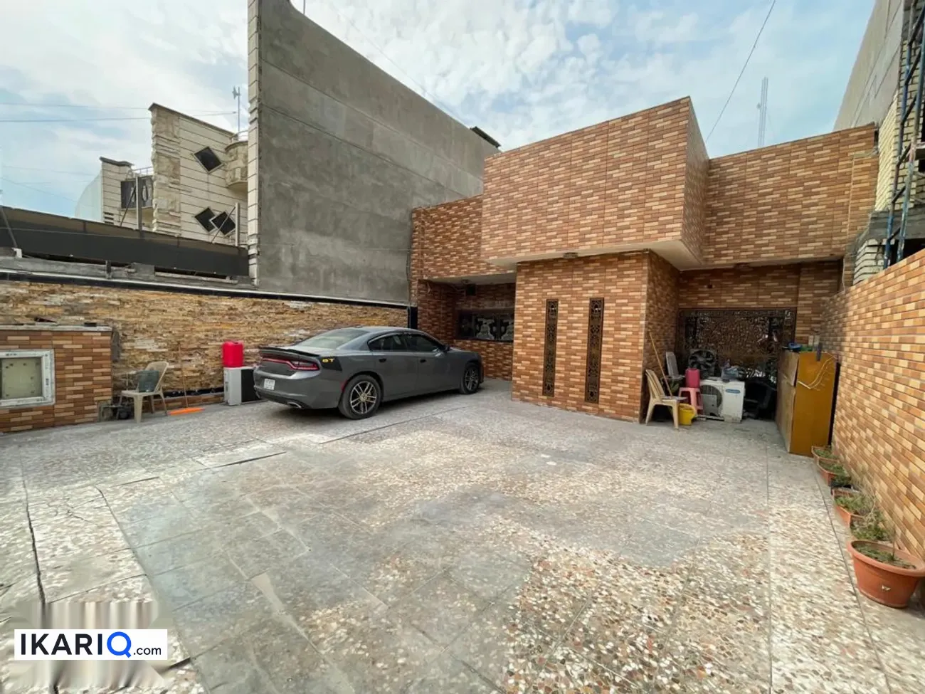 دار للبيع في الكرادة - 278 م² / 4,060,000 IQD — صورة 2