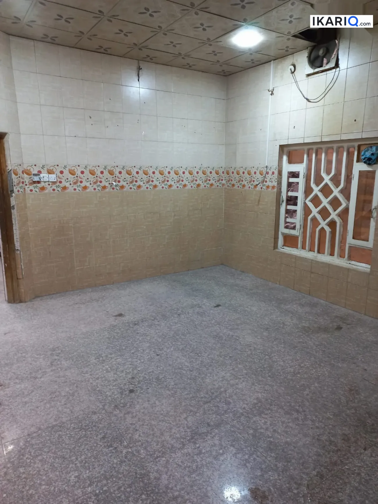 طابق من عمارة للبيع في ابي الخصيب - 300 م² / 2,000,000 IQD — صورة 2