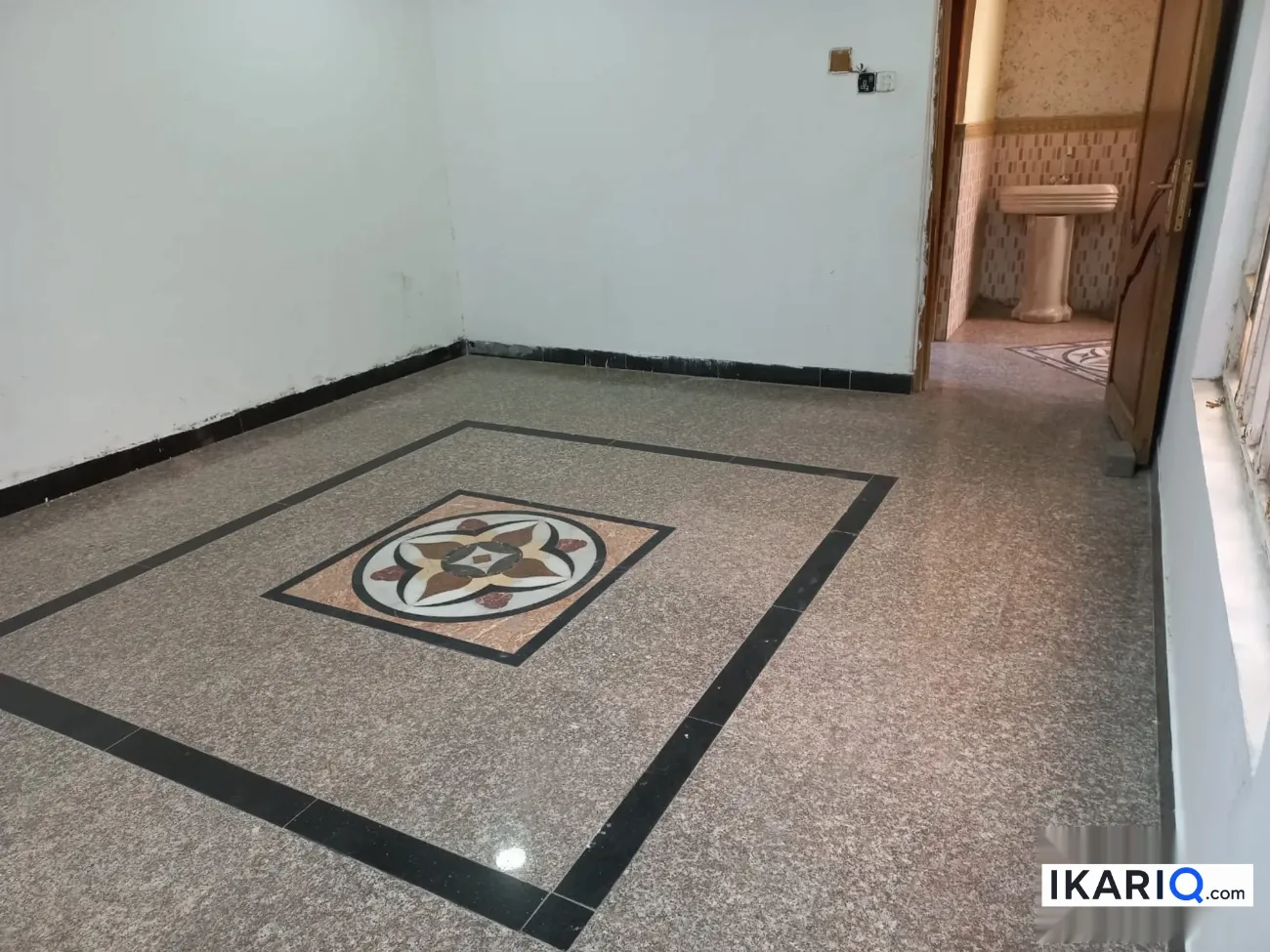 طابق من عمارة للبيع في ابي الخصيب - 300 م² / 2,000,000 IQD — صورة 5