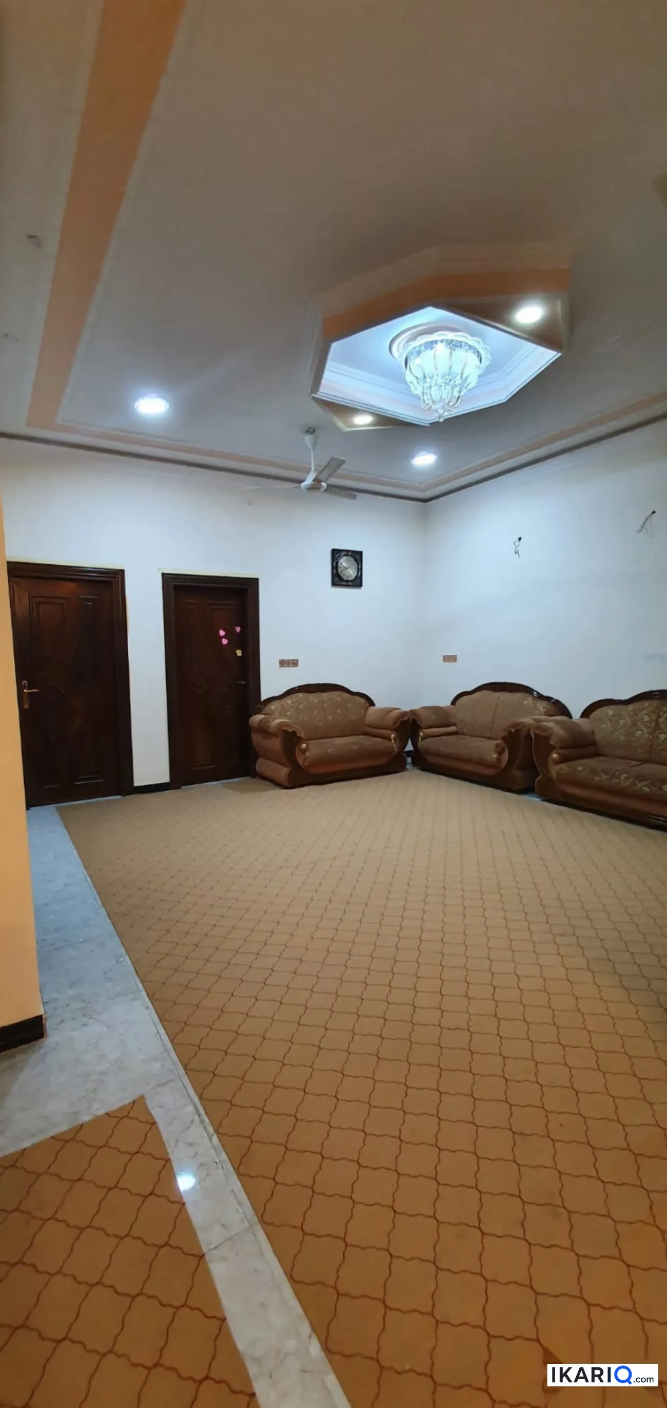 دار للبيع في حي الكفاءات - 263 م² / 575,000,000 IQD — صورة 2