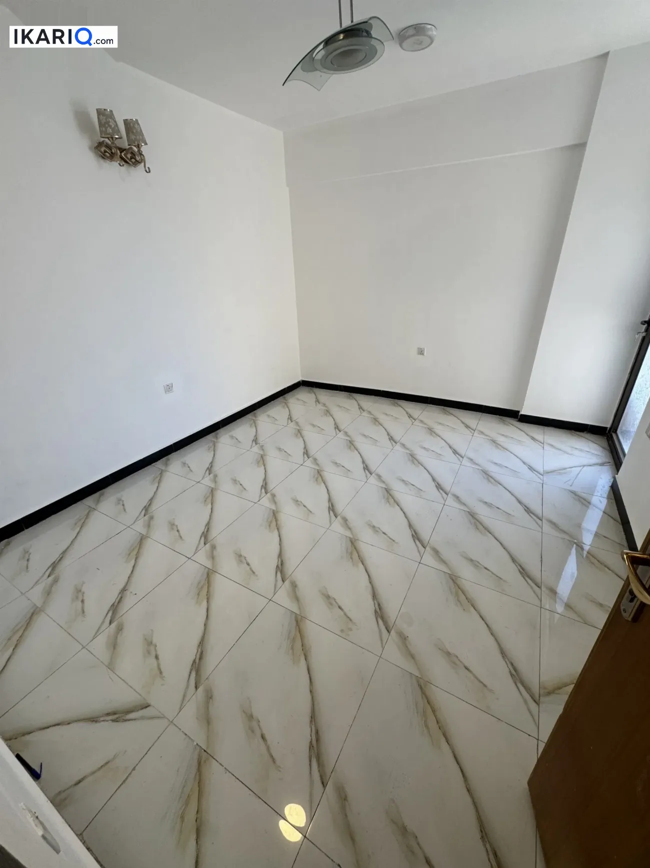 شقة للبيع في السفارات - 195 م² / 35,525,000 IQD — صورة 9