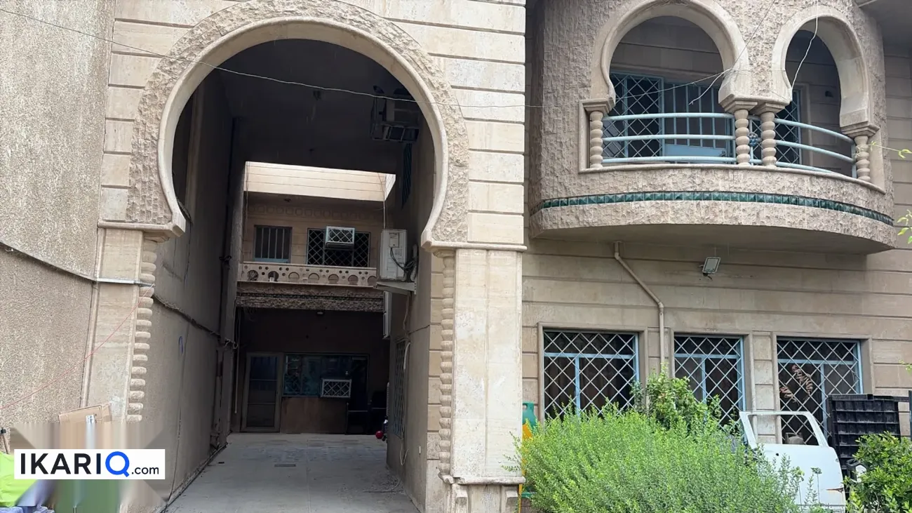 فيلا للبيع في حي القاهرة - 300 م² / 1,050,000,000 IQD — صورة 2