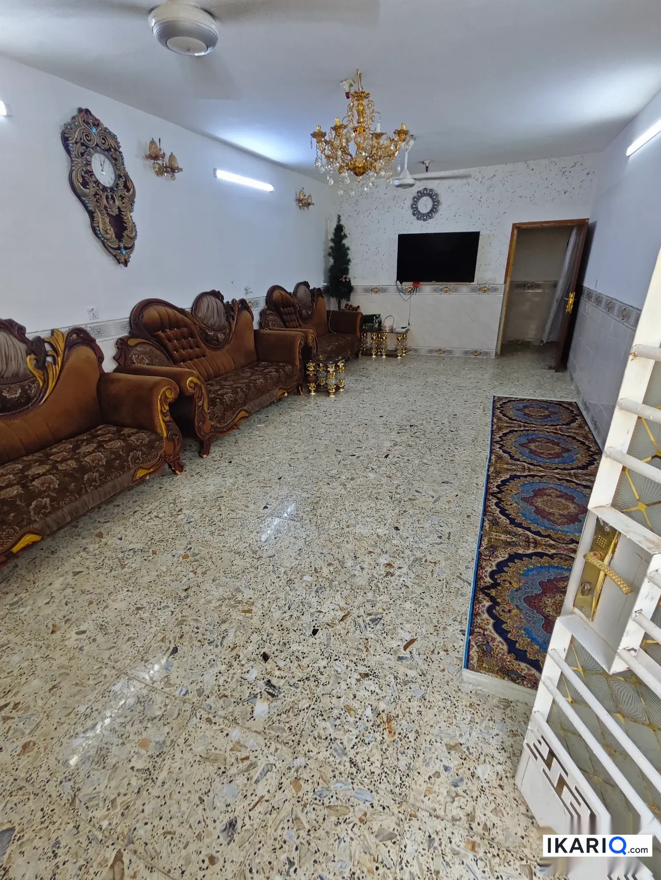 دار للبيع في البياع - 200 م² / 350,000,000 IQD — صورة 2
