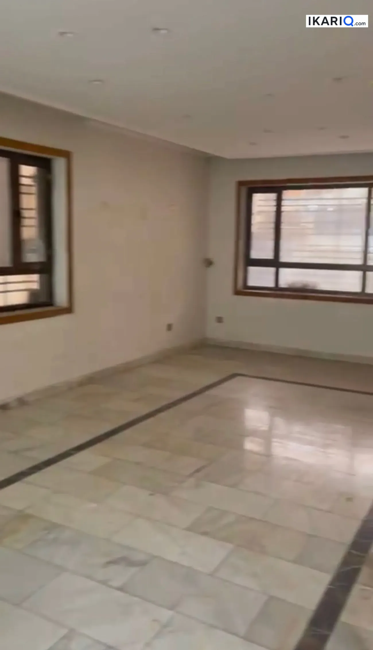 دار للإيجار في الكرادة - 90 م² / 650,000 IQD