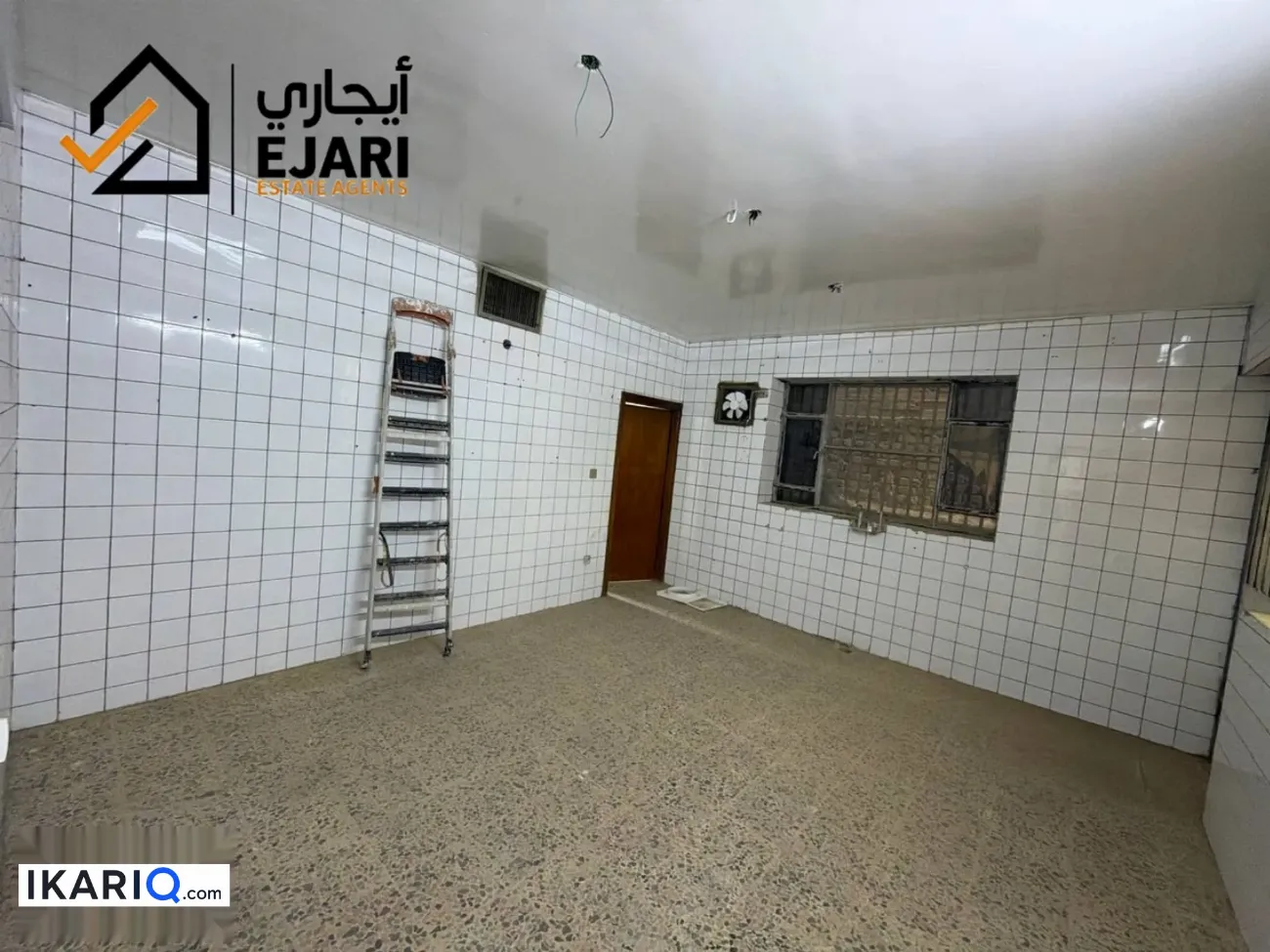 دار للإيجار في الجامعة - 800 م² / 5,800,000 IQD