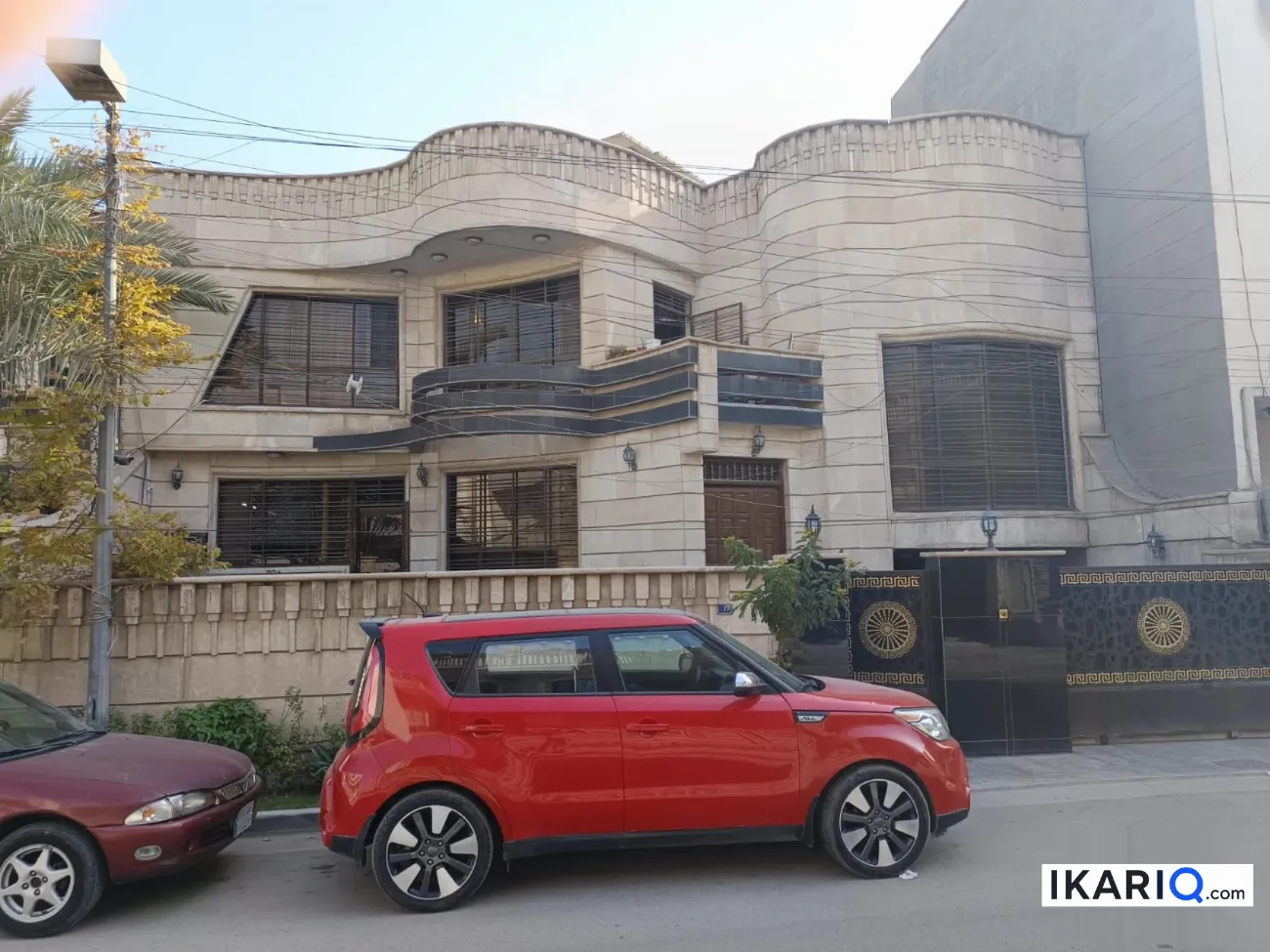 دار للبيع في المنصور - 250 م² / 1,435,500,000 IQD