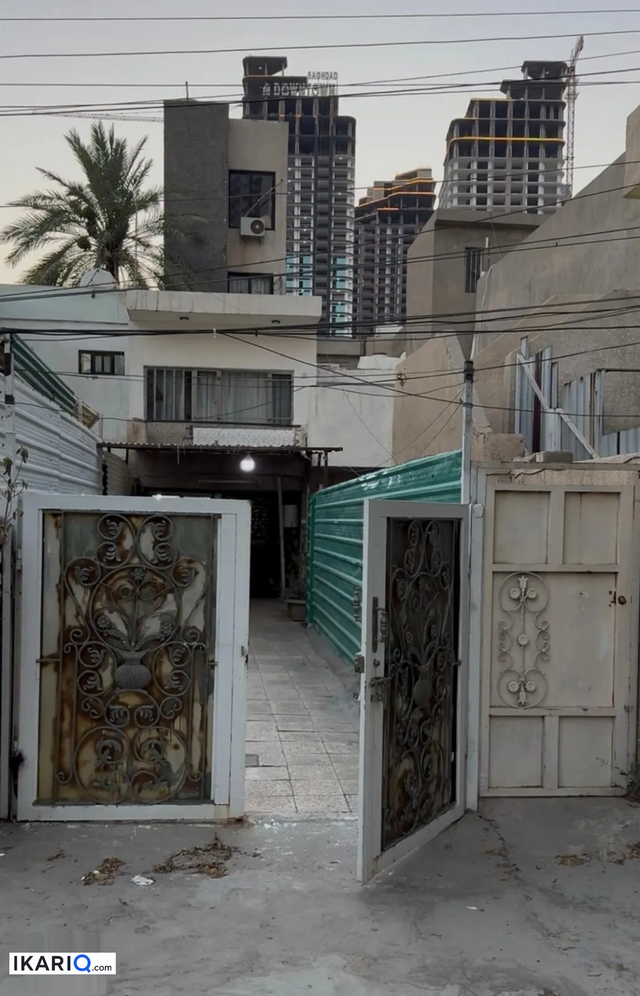 دار للبيع في المنصور - 200 م² / 1,450,000 IQD