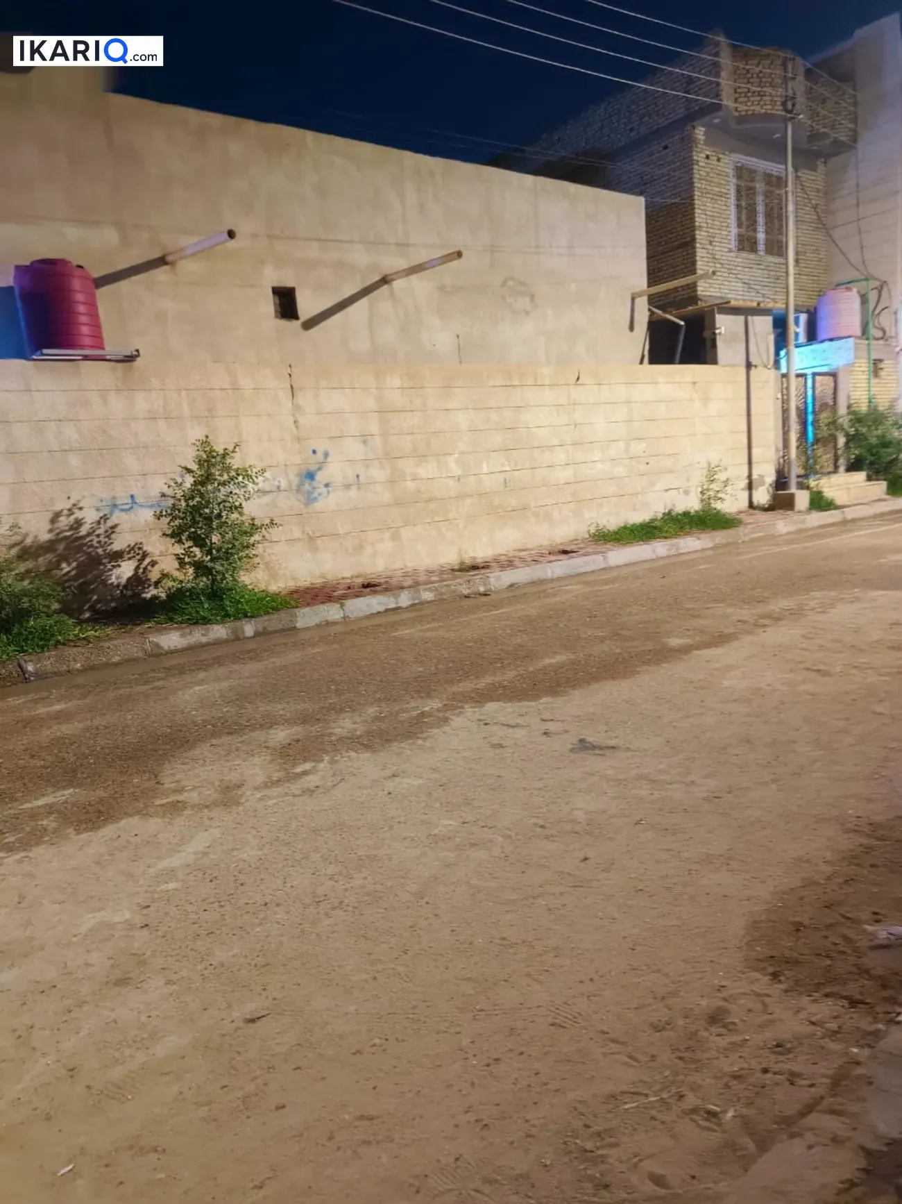 دار للبيع في حي الأصدقاء - 268 م² / 300,000,000 IQD — صورة 2