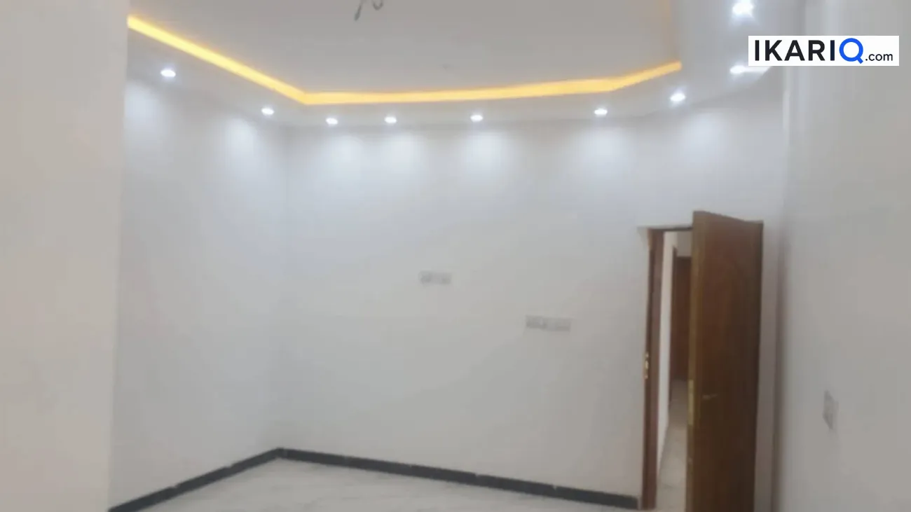 دار للإيجار في الجنينة - 200 م² / 1,000 IQD