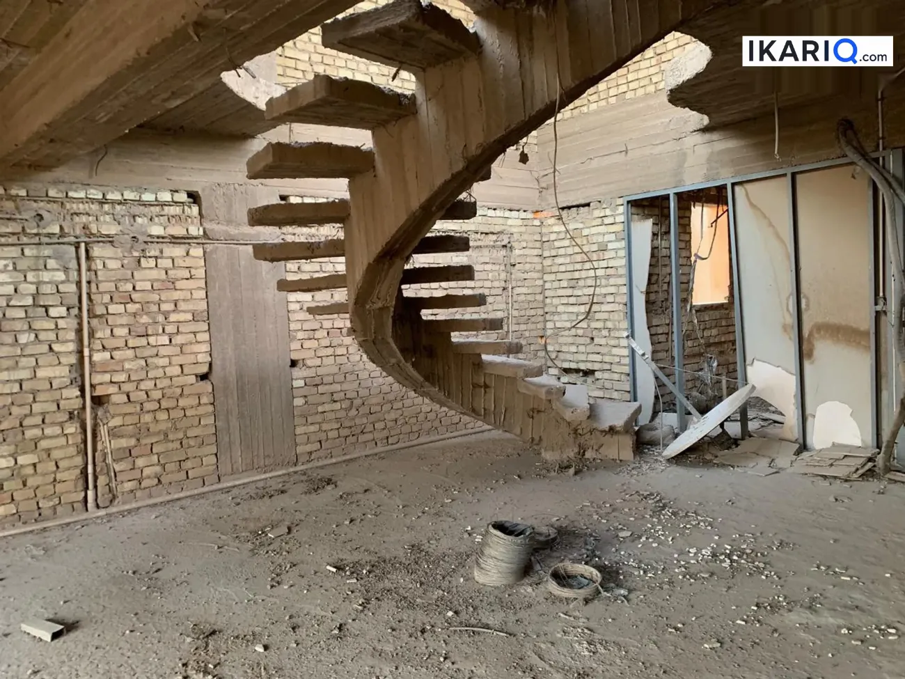 عمارة للبيع في الكرادة - 448 م² / 2,000,000,000 IQD — صورة 7