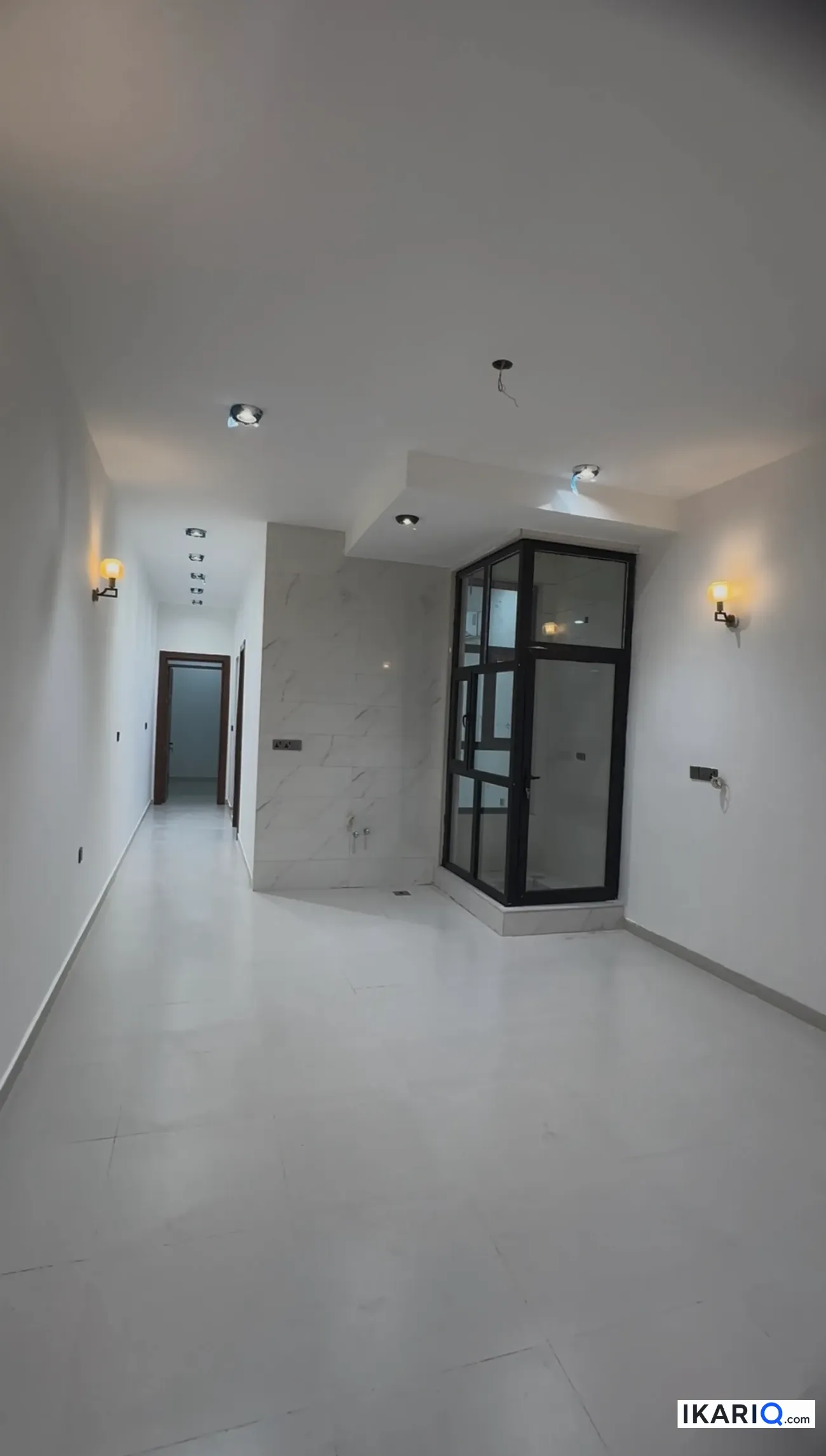 عمارة للبيع في الكرادة - 315 م² / 135,000,000 IQD — صورة 2