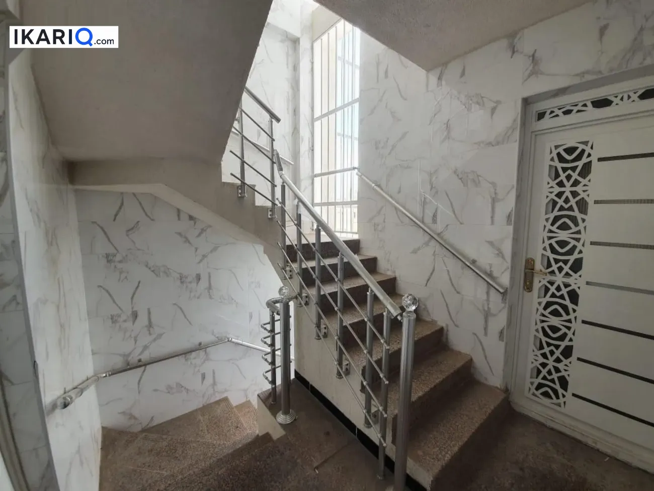 عمارة للبيع في الصرافية - 550 م² / 975,000,000 IQD — صورة 16