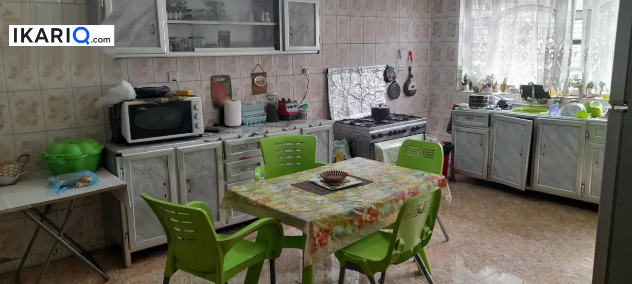 دار للبيع في الزعفرانية - 366 م² / 110,000,000 IQD — صورة 6