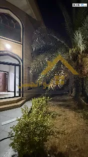 دار للإيجار في صنعاء - 400 م² / 4,000,000 IQD — صورة 2