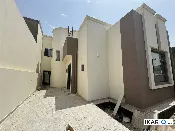 دار للبيع في المدينة الرياضية - 200 م² / 350,000,000 IQD — صورة 3