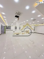 عمارة للإيجار في الجنينة - 300 م² / 12,000,000 IQD — صورة 2