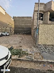 دار للبيع في اليرموك - 1855 م² / 3,915,000 IQD — صورة 2