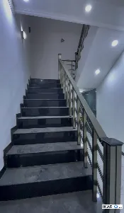 دار للبيع في المهندسين - 200 م² / 425,000,000 IQD — صورة 4
