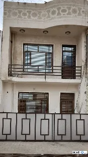 دار للبيع في المنصور - 330 م² / 3,625,000 IQD — صورة 3