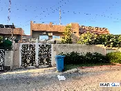دار للبيع في حي القاهرة - 300 م² / 1,100,000,000 IQD — صورة 3
