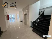 طابق من عمارة للإيجار في الجامعة - 220 م² / 3,000,000 IQD — صورة 2