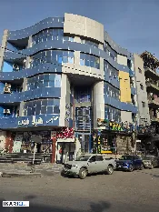 محل للإيجار في الكرادة - 160 م² / 1,600,000 IQD — صورة 3