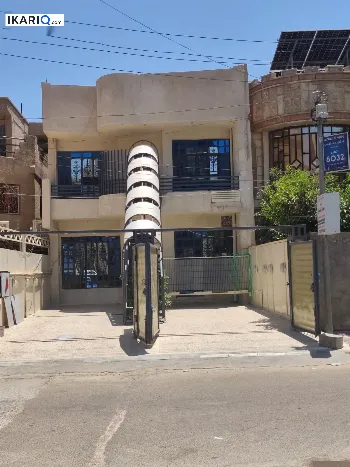 فيلا للإيجار في الكرادة - 200 م² / 2,500,000 IQD