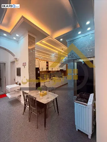 عمارة للإيجار في الجزائر - 250 م² / 18,000,000 IQD