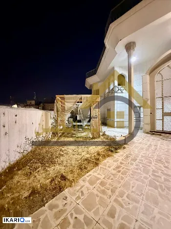 دار للإيجار في الجزائر - 400 م² / 7,000,000 IQD