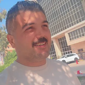 عمر ابو أسيد